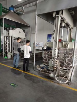 Επενδύσεις σε υδραυλικό πρέσο EPDM 1300 mm