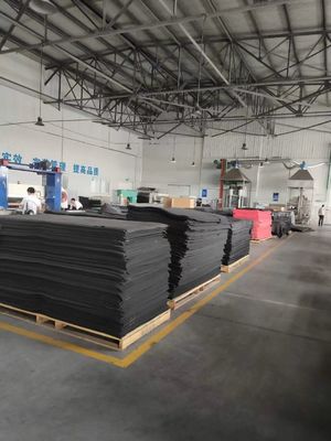 Επενδύσεις σε υδραυλικό πρέσο EPDM 1300 mm